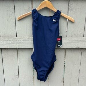 NWT TYR Durafast Maxfit Swim Suit Water Polo Swimming Water Sports Pool Sz 28